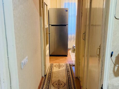 4 otaqlı köhnə tikili - Qaraçuxur q. - 100 m²