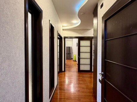 2-комн. новостройка - Насиминский р. - 110 м²