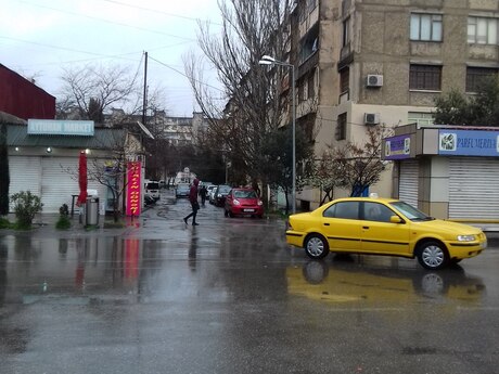 4 otaqlı köhnə tikili - Azadlıq Prospekti m. - 105 m²