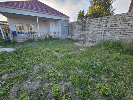 3 otaqlı həyət evi/bağ evi - Şüvəlan q. - 90 m²