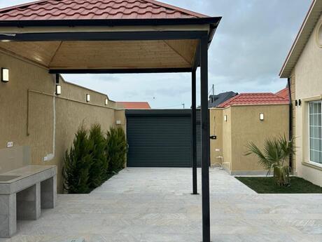 4 otaqlı həyət evi/bağ evi - Şüvəlan q. - 140 m²