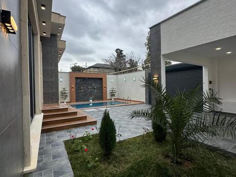 4 otaqlı həyət evi/bağ evi - Şüvəlan q. - 170 m²