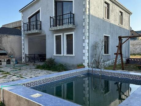 5 otaqlı həyət evi/bağ evi - Mərdəkan q. - 180 m²