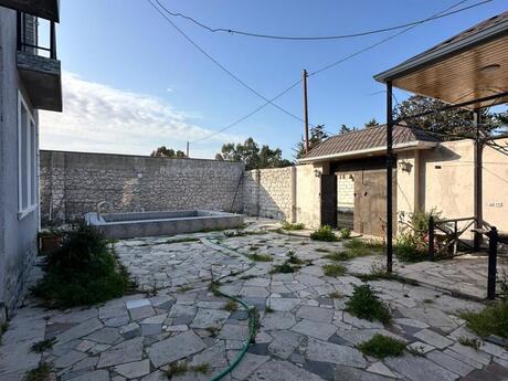 5 otaqlı həyət evi/bağ evi - Mərdəkan q. - 180 m²