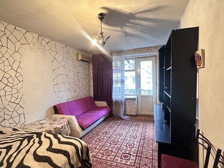 Elan №6037295 - Bakı, 28 May m., 1 otaqlı, 35 m², 3/5 mərtəbə