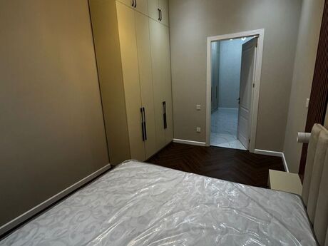 3 otaqlı yeni tikili - Nəsimi r. - 130 m²
