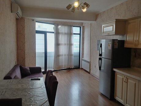 2 otaqlı yeni tikili - 28 May m. - 60 m²