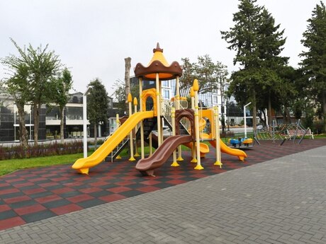 House with Garden, Villa For Sale