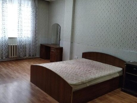 3 otaqlı yeni tikili - 8 Noyabr m. - 80 m²
