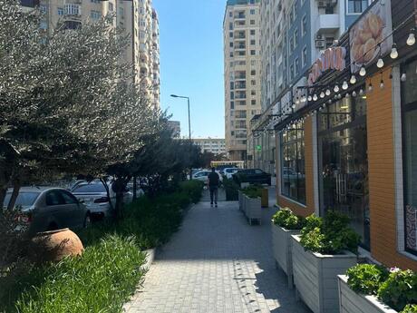 8 otaqlı həyət evi/bağ evi - Azadlıq Prospekti m. - 155 m²