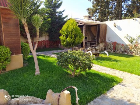 4 otaqlı həyət evi/bağ evi - Şüvəlan q. - 160 m²