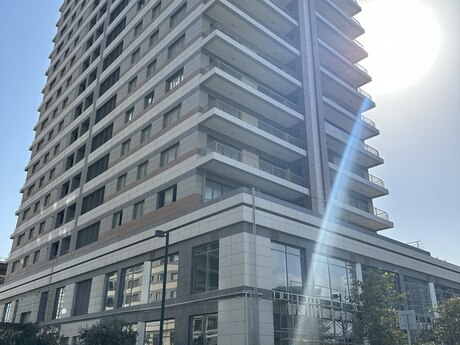 Obyekt - Ağ şəhər q. - 320 m²
