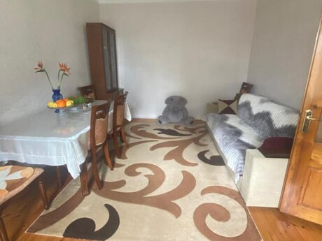 3 otaqlı həyət evi/bağ evi - Suraxanı r. - 100 m²