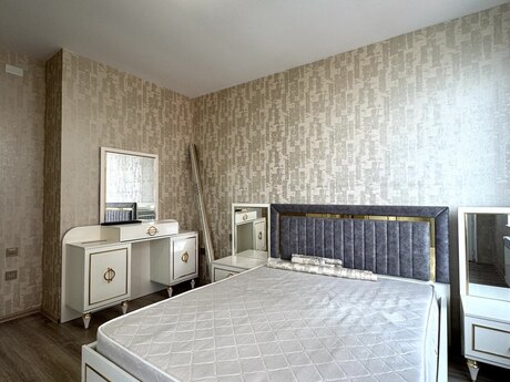 3-комн. новостройка - м. Насими - 100 м²