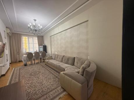 4 otaqlı yeni tikili - Badamdar q. - 135 m²