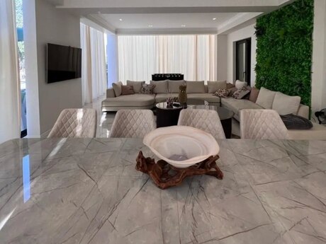 5 otaqlı həyət evi/bağ evi - Mərdəkan q. - 400 m²