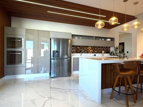 4 otaqlı həyət evi/bağ evi - Mərdəkan q. - 280 m²