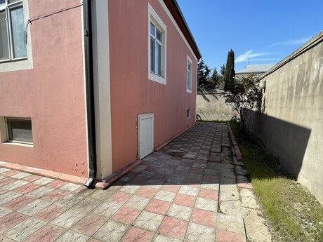 3 otaqlı həyət evi/bağ evi - Novxanı q. - 105 m²