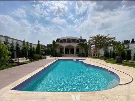 6 otaqlı həyət evi/bağ evi - Bilgəh q. - 500 m²