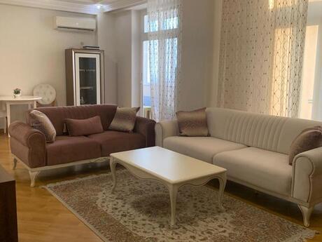 Объявление №6037856 - Баку, м. Нефтчиляр, 3-комн., 113 м², 13/17 этаж