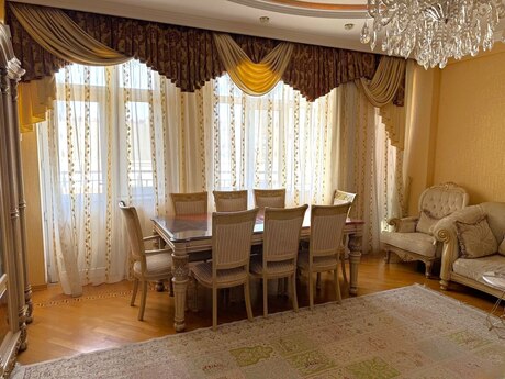 4 otaqlı yeni tikili - Şah İsmayıl Xətai m. - 185 m²