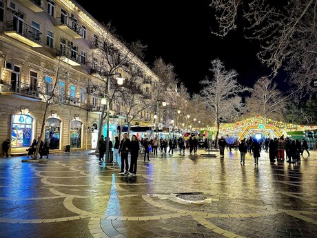 Объявление №6037898 - Баку, м. Сахил, 3-комн., 150 м², 4/6 этаж