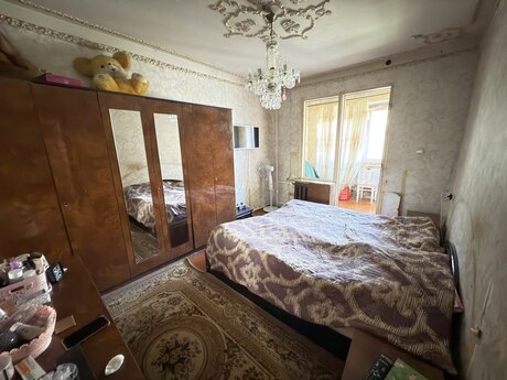 4 otaqlı köhnə tikili - Həzi Aslanov m. - 100 m²