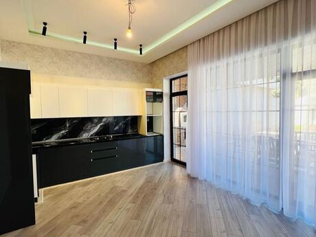 House with Garden, Villa For Rent