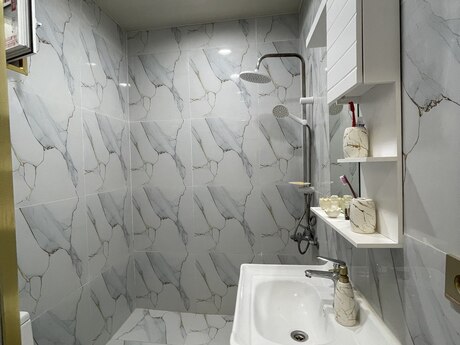 House with Garden, Villa For Sale