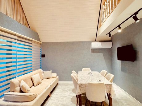 House with Garden, Villa For Rent