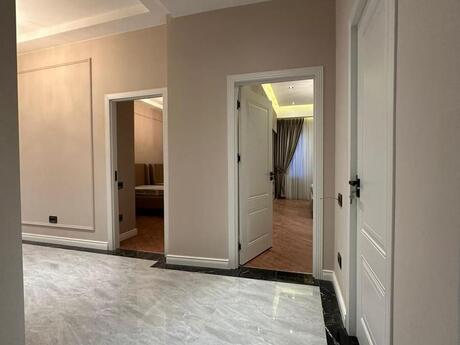 3 otaqlı yeni tikili - Ağ şəhər q. - 115 m²
