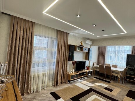 3 otaqlı köhnə tikili - Köhnə Günəşli q. - 85 m²