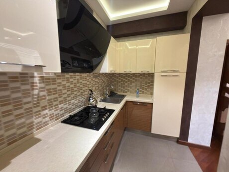 4 otaqlı yeni tikili - Gənclik m. - 200 m²