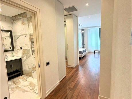 4-room apartment for rent, 260 m², Sahil: 4 500 ₼/mo 5