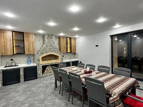 4 otaqlı həyət evi/bağ evi - Mərdəkan q. - 350 m²