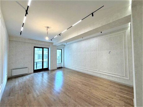 4 otaqlı yeni tikili - Sahil m. - 200 m²