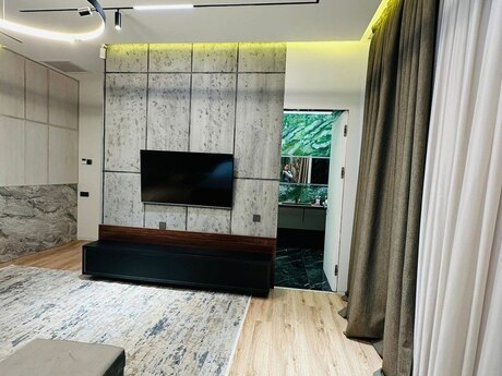 6 otaqlı həyət evi/bağ evi - Bilgəh q. - 500 m²