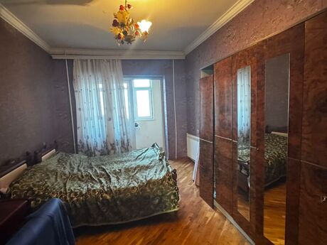 4 otaqlı köhnə tikili - Azadlıq Prospekti m. - 105 m²