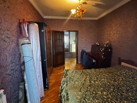 4 otaqlı köhnə tikili - Azadlıq Prospekti m. - 105 m²