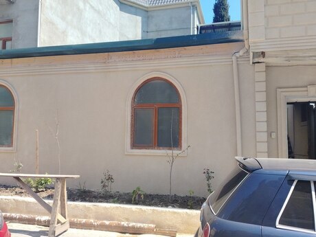 House with Garden, Villa For Rent