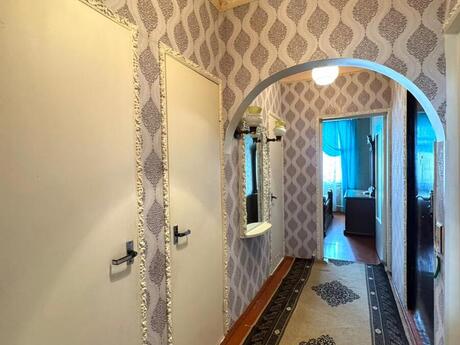 3 otaqlı köhnə tikili - Həzi Aslanov m. - 65 m²