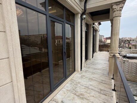 House with Garden, Villa For Sale