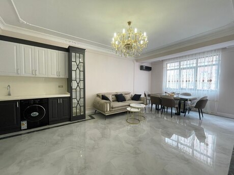 Объявление №6038720 - Баку, пос. Ени Ясамал, 4-комн., 128 м², 6/17 этаж