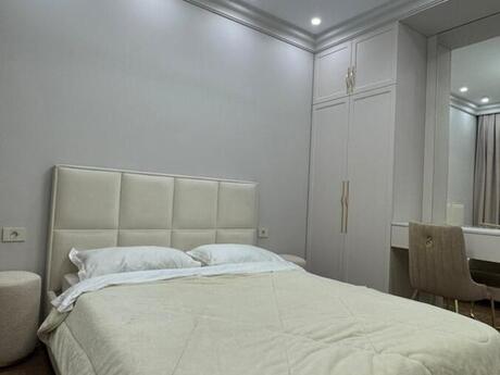 3 otaqlı yeni tikili - 8 Noyabr m. - 110 m²