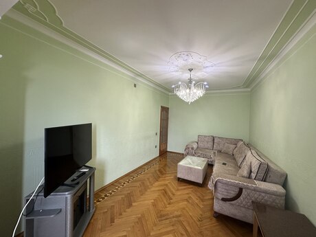 4 otaqlı köhnə tikili - Xalqlar Dostluğu m. - 110 m²