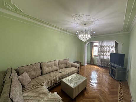4 otaqlı köhnə tikili - Xalqlar Dostluğu m. - 110 m²