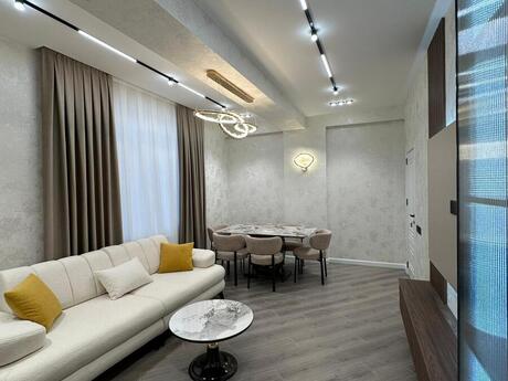 3 otaqlı yeni tikili - Xətai r. - 91 m²