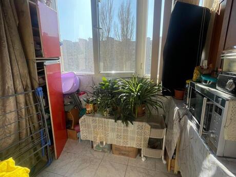 3 otaqlı köhnə tikili - Həzi Aslanov m. - 80 m²