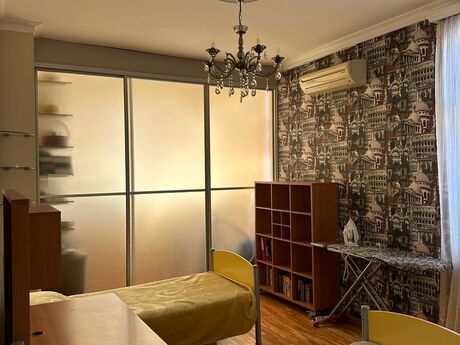 3 otaqlı yeni tikili - 8-ci mikrorayon q. - 130 m²