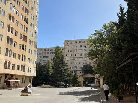 3 otaqlı yeni tikili - 8-ci mikrorayon q. - 130 m²